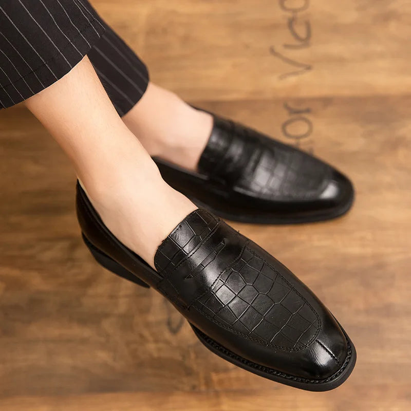 high quality leather boat shoes for men low cut point toe comfortable new 2025 autumn winter big size office shoe black brown