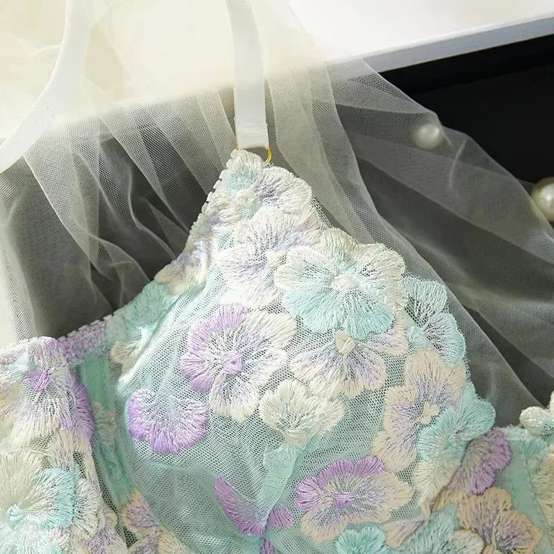 Lingerie Sexy Delicate Underwear Bra and Panties Lace Embroidery Set Fairy women Beautiful Brief Sets