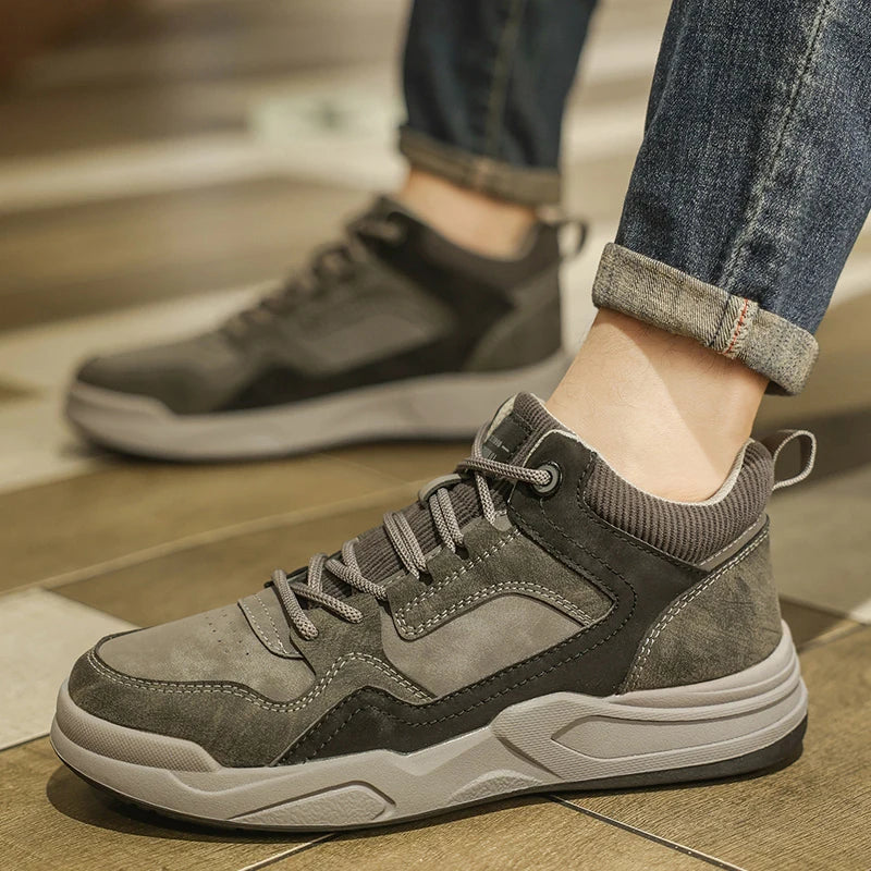 New casual men's board shoes Comfortable Thick Bottom Quality Style  Autumn and Winter Outdoor Shoes for Youth classics gray