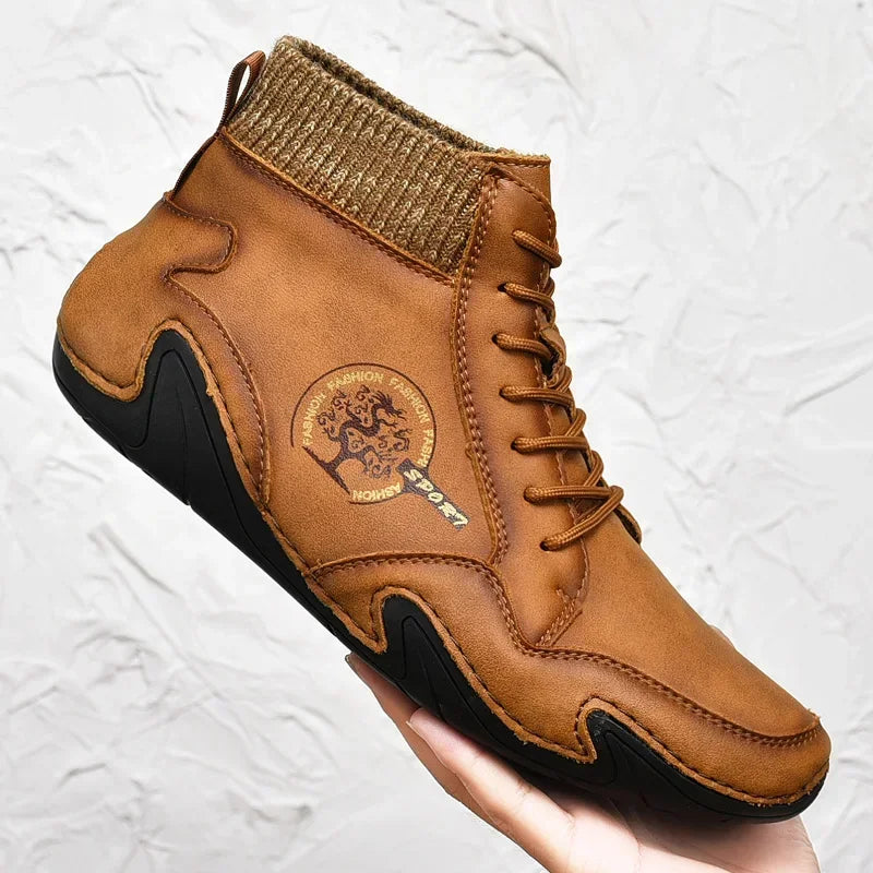 Winter Leather Men Boots with Fur Warm Snow Boots Men Comfort Casual Shoes Sneakers High Top Western Ankle Boots Waterproof