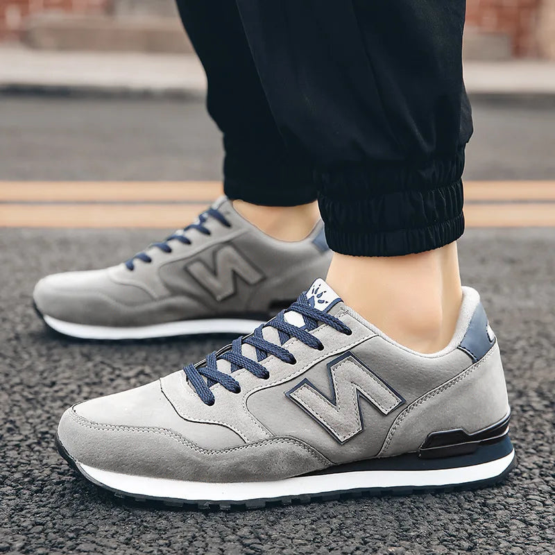 2026 Men's Four Season Shoes Autumn Winter Fleece Lined Warm Casual Running Trendy Versatile Skate Sports Shoes