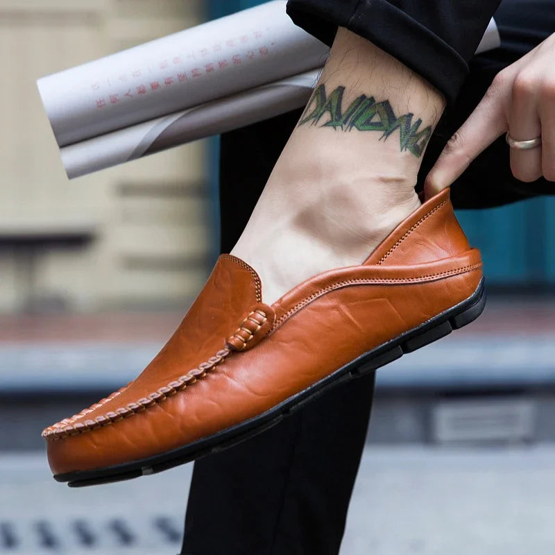 Genuine Leather Men Casual Shoes Luxury Brand Designer Men Loafers Moccasins Breathable Slip on Male Boat Shoes Plus Size 37-47
