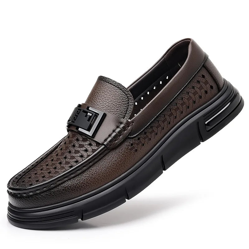 2025 Summer Hallow Casual Leather Shoes for Men Fashion New Designer Solid Color Luxury Shoes Male British Business Shoe Man