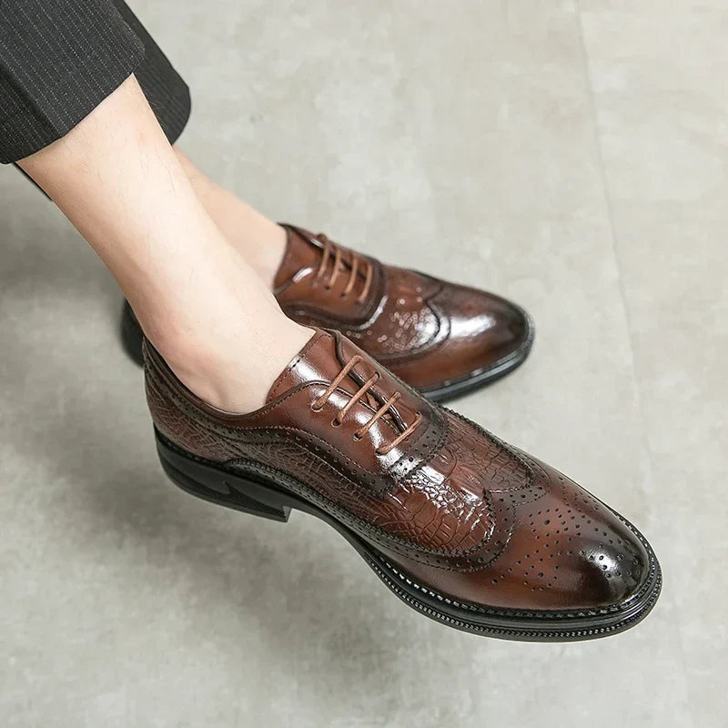 Men Suit Casual Shoes Luxury Men Brogue Dress Shoes Formal Business Leather Shoes Men Brown Wedding Italian Banquet Shoe Size 46