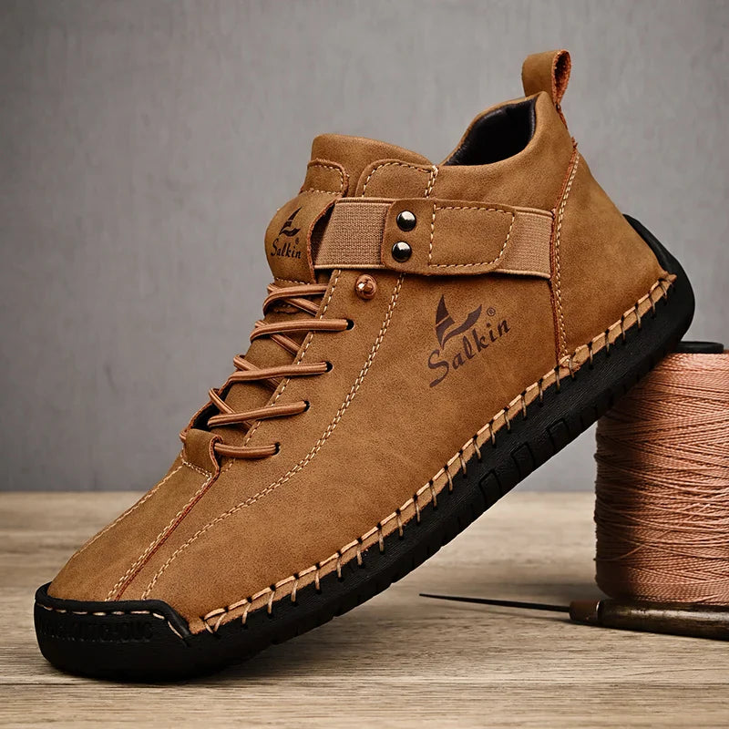 New 2025 Handmade Leather Casual Men Shoes Design Sneakers Man Breathable Leather Shoes Men Ankle Boots Outdoor
