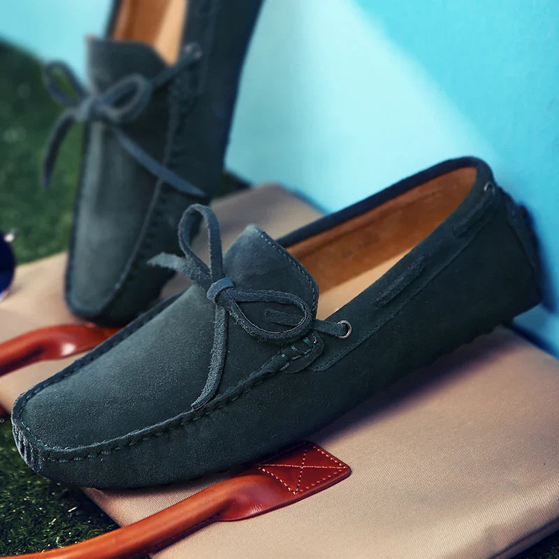 Ultra-light  Suede Leather Men's Loafers Solid Color Walking Shoes Soft-Soled Comfy Man Drive Flats Men Casual Shoes Moccasins