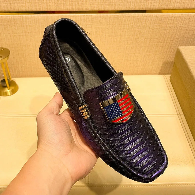 Luxury New Fashion Designer Patent Leather Shoes Men American Flag Metal Button Loafers Wedding Dress Prom Formal Footwear