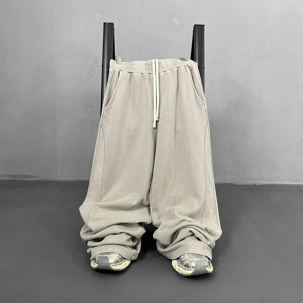 Custom LOGO men's autumn and winter new 400G pure cotton fried snowflake washing water old trousers splicing sweatpants