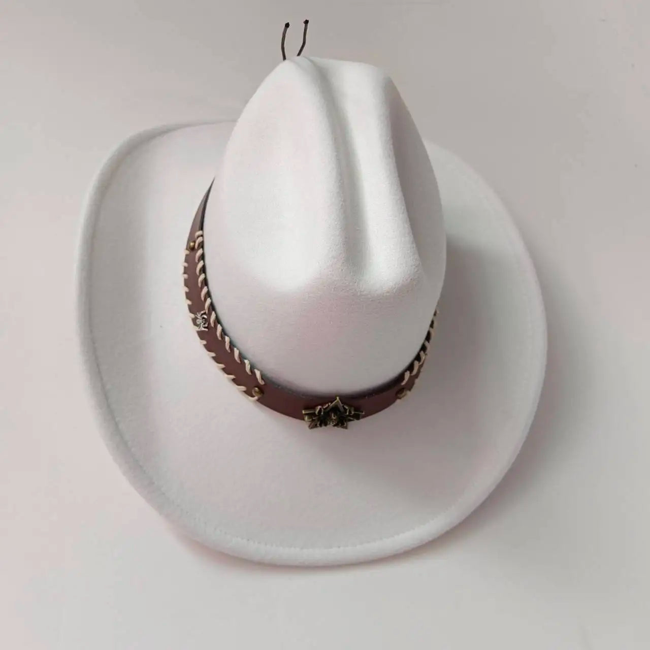 Cowboy hat cow head accessories cowboy hat monochrome felt hat men and women big brim outdoor hat knight hat