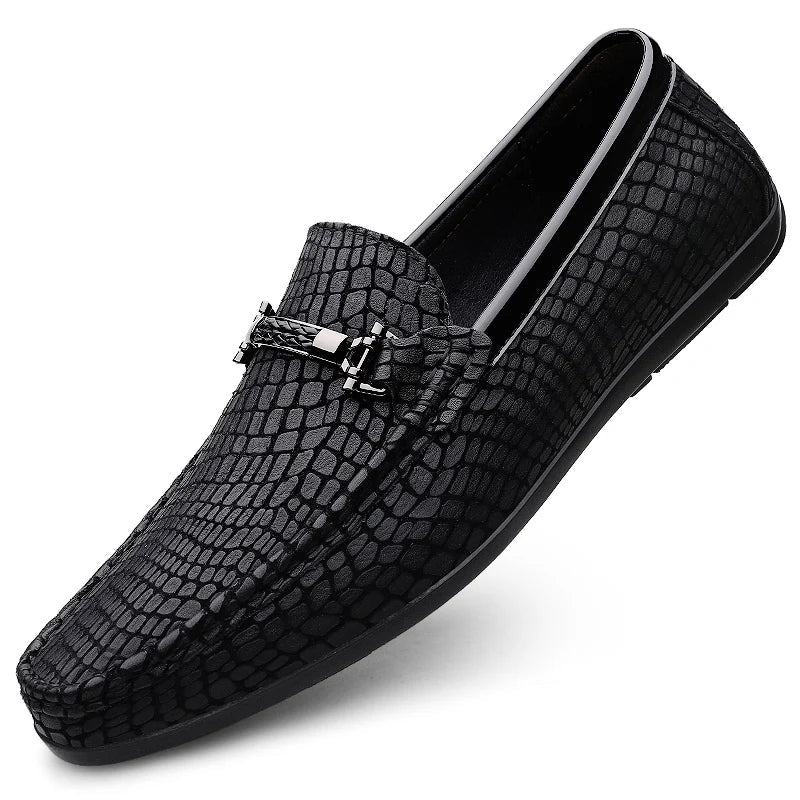 Summer Genuine Leather Men Loafers Breathable Flats Men's Casual Shoes Moccasins Man Lightweight Driving Shoes Red Wedding Shoes