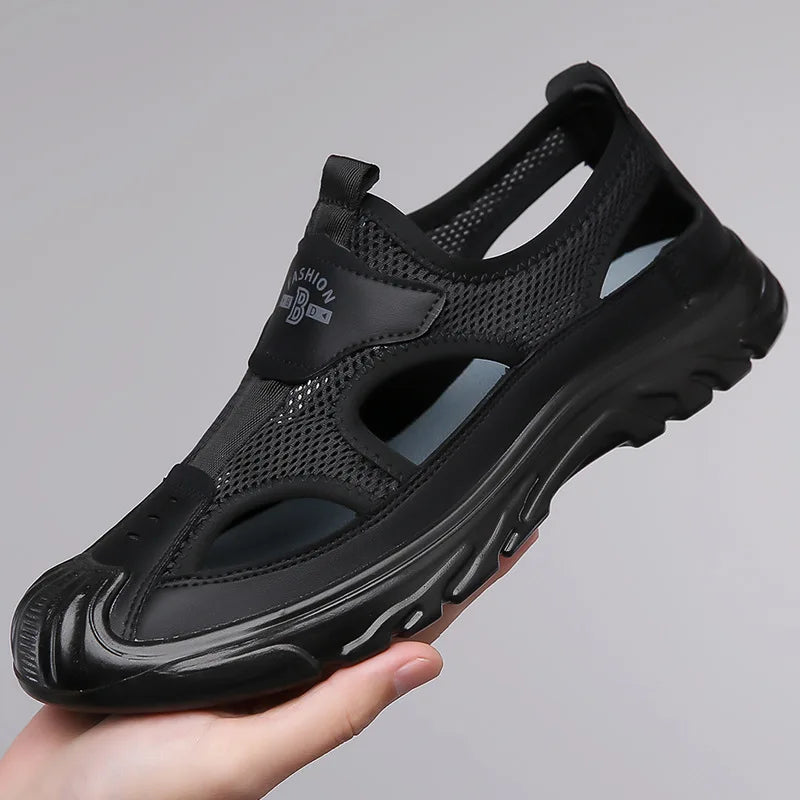 New Summer Sandals Breathable Men Shoes Mesh Outdoor Men Hollow Sandals Antiskid Beach Sandals Flats Footwear Zapatillas Hombre