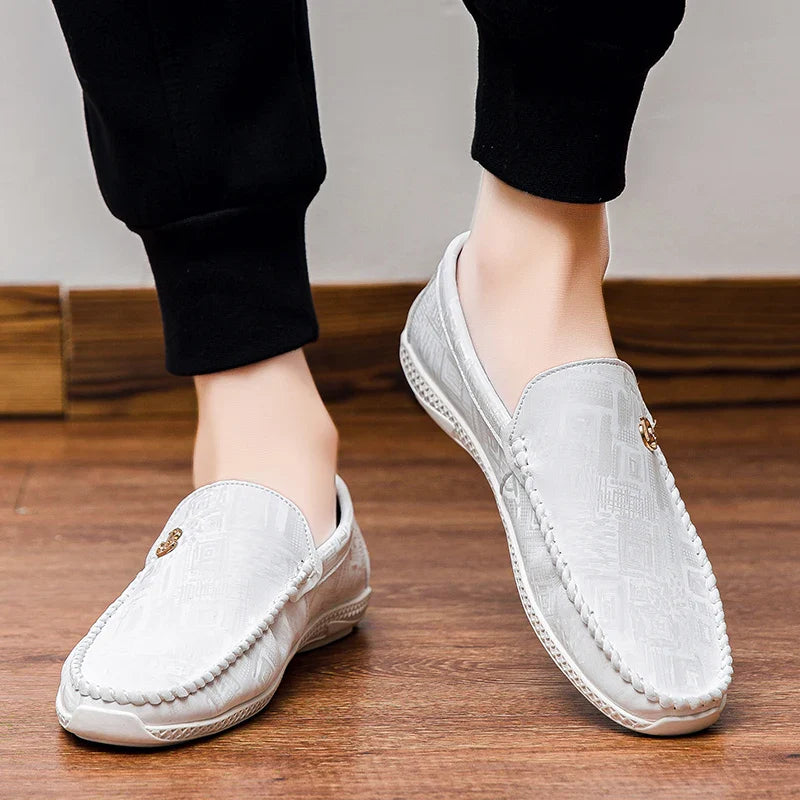 2025 Lightweight White Penny Loafers Men Boat Shoes Man Moccasins Leather Slip On Flats Classic Mens Casual Driving Shoes