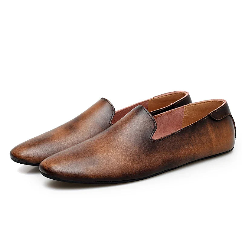 New Fashion Men Leather Flats Shoes Comfortable Man Casual Shoes Slip on Male Outdoor Walking Shoes Split Leather Driving Shoes