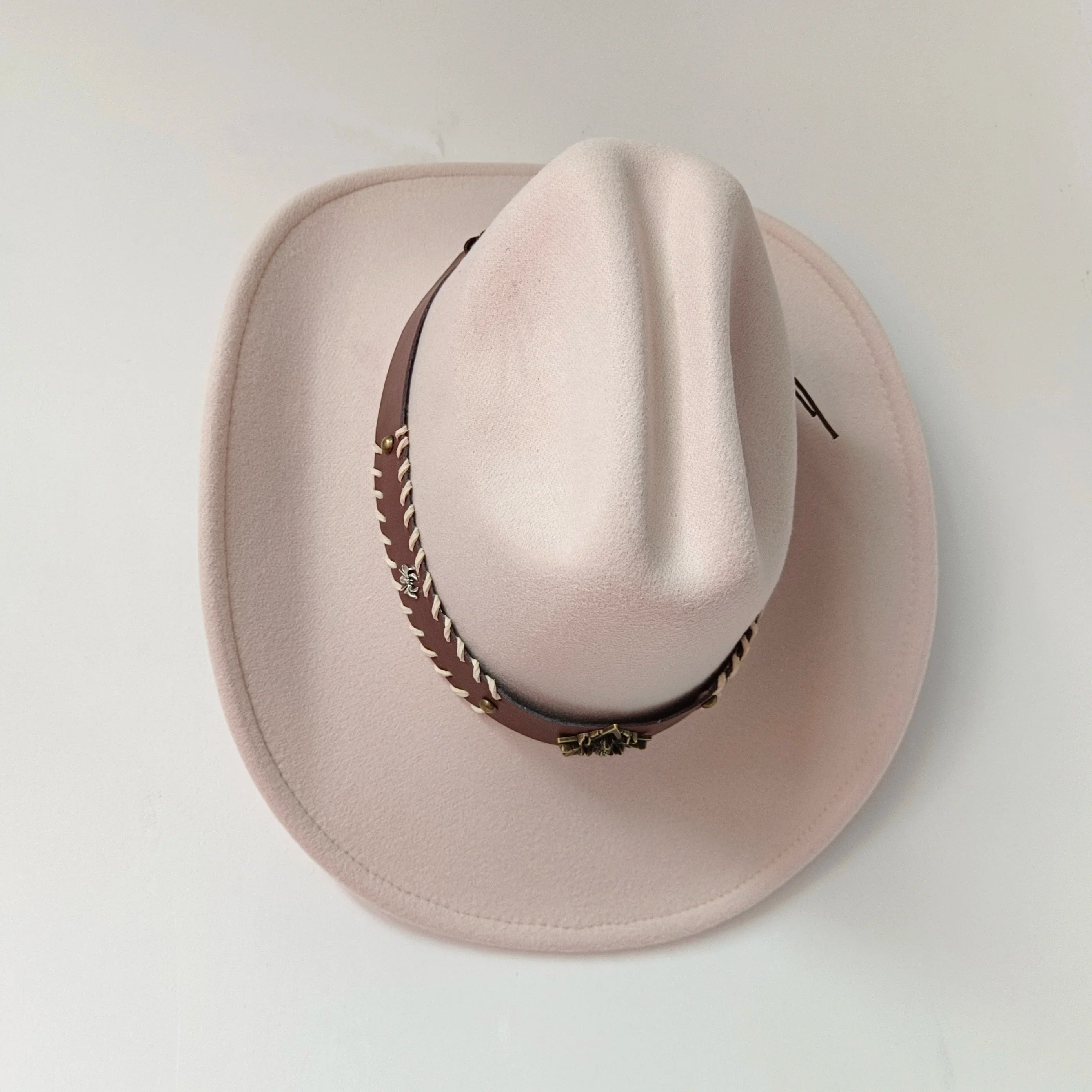 Cowboy hat cow head accessories cowboy hat monochrome felt hat men and women big brim outdoor hat knight hat