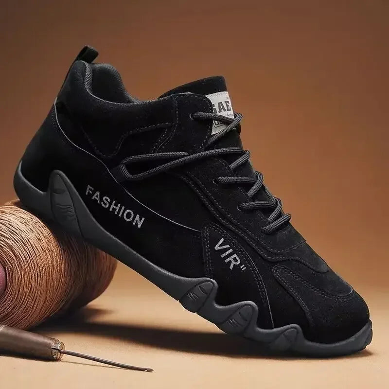 2025 new men shoes breathable non slip work shoes for male fashion sneakers outdoor walking flats skateboard sneakers