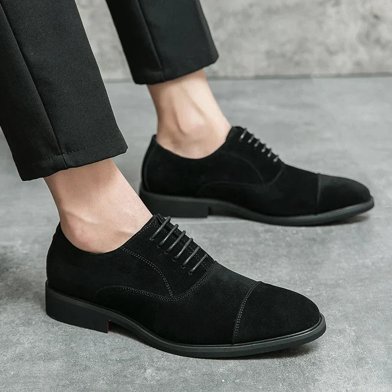 Hot Selling Men's Suede Leather Shoes Europe High-end Banquet Dresses Pointed Shoes Men's Business Casual Shoes Anti Slip